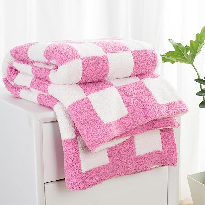 Carriediosa Checkered Throw Blanket 90" X 90" Queen, 400GSM Ultra Soft Microfiber Fuzzy Fluffy Reversible Cute Preppy Knitted Blankets Cozy Plush Fall Throws for Couch, Bed, Sofa, Hot Pink