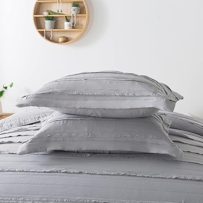 Homcosan 3-Piece Queen Size Quilt Set with Pillow Shams, Stone-Washed Microfiber Bedspread/Coverlet/Bed Cover -Soft and Lightweight (90x98 Inches,Grey)