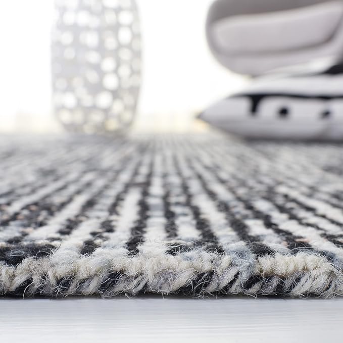 SAFAVIEH Abstract Collection Area Rug - 9' x 12', Black & Grey, Handmade Wool, Ideal for High Traffic Areas in Living Room, Bedroom (ABT468L)