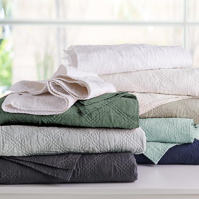 Levtex Home - 100% Linen Front/100% Cotton Back - Full/Queen Quilt - Washed Linen - Green Forest - Quilt Size (88 x 92in.)