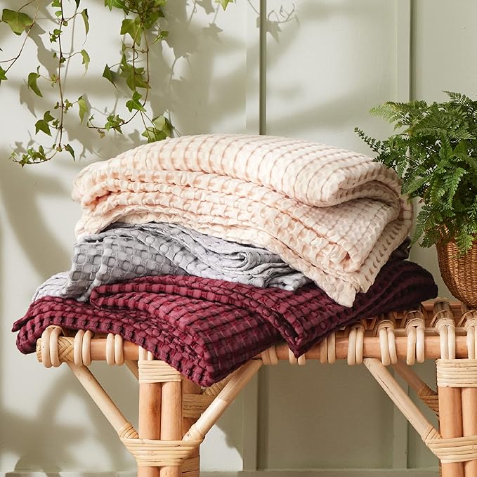 Bedsure Cooling Cotton Waffle Weave Blanket - Lightweight Breathable Blanket of Rayon Derived from Bamboo for Hot Sleepers, Luxury Throws for Bed, Couch and Sofa, Burgundy, 50x70 Inches