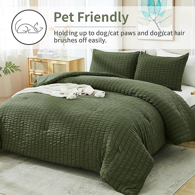 AveLom Dark Olive Green Seersucker Full Comforter Set (80x90 inches), 3 Pieces-100% Soft Washed Microfiber Lightweight Comforter with 2 Pillowcases, All Season Down Alternative Bedding Set