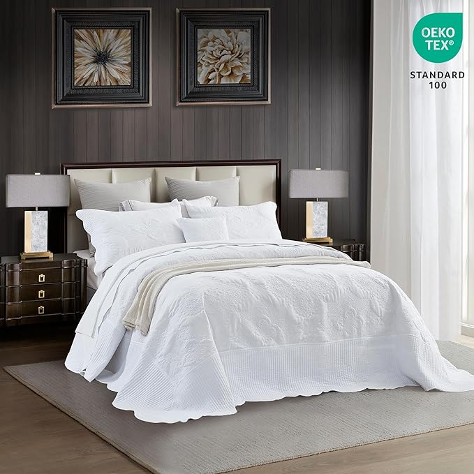 HZ & HY Oversized King Bedspread 138x122 Extra Wide, Quilted Coverlet Bedding Set, Lightweight Thin Comforter, Reversible, 5 Piece, 100% Microfiber, California/Alaskan King, White