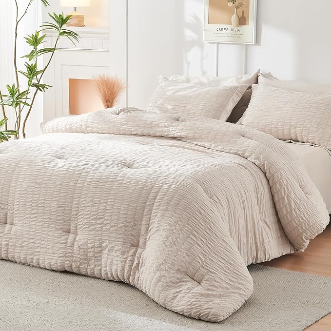 HYMOKEGE Beige Queen Comforter Set Seersucker 7 Pieces, All Season Luxury Bed in a Bag for Bedroom, Bedding Set with Comforters, Sheets, Pillowcases & Shams