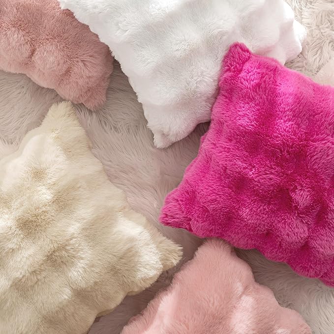 MIULEE Pack of 2 Decorative Pillow Covers Thick Soft Plush Faux Fur Throw Pillows Luxury Home Decor for Couch Bedroom Living Room Sofa,20x20 Inch Light Pink