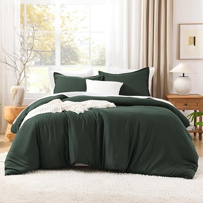 Litanika Forest Green Comforter King Size, 3 Pieces Lightweight Solid Bedding Comforter Set, All Season Fluffy Bed Set (104x90In Comforter & 2 Pillowcases)