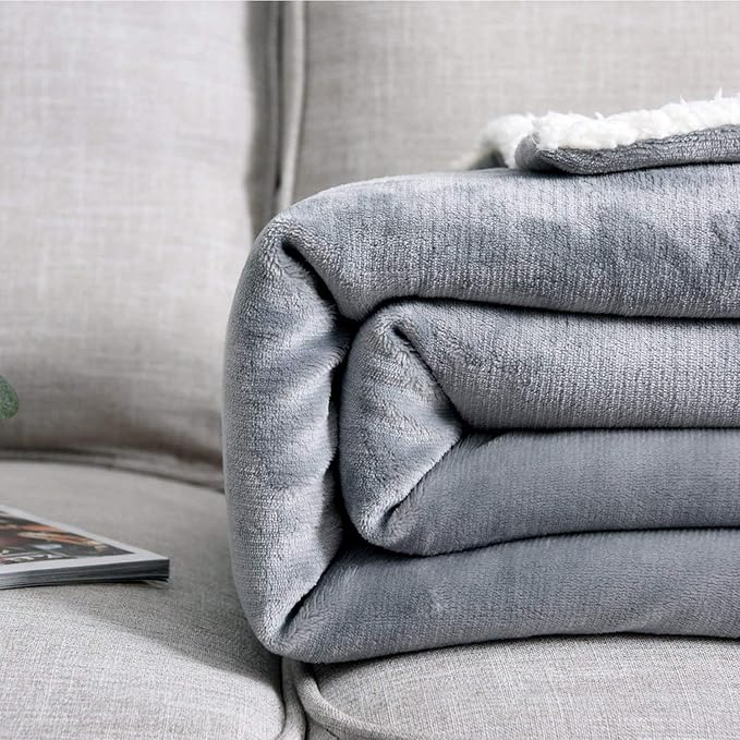 NANPIPER Sherpa Blanket Twin Thick Warm Blankets for Winter Bed Super Soft Fuzzy Flannel Fleece/Wool Like Reversible Velvet Plush Fabric(Light Grey Twin Size 60"x80")