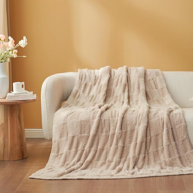 Snuggle Sac Checkered Throw Blanket Faux Fur Microfiber Blankets for Couch,Cozy Soft Warm Blanket for Sofa Bedroom Living Room,Solid Beige,50x60 inches