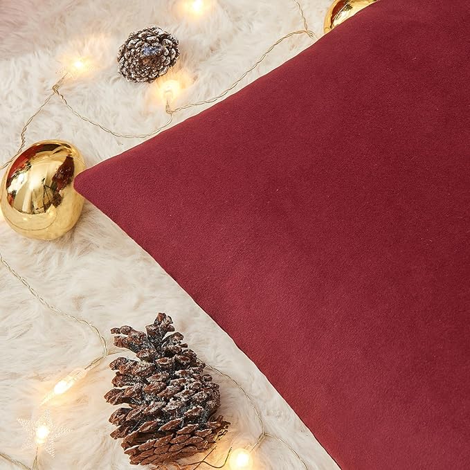 Christmas Burgundy Pillow Covers Set of 2 16x16 Inch Throw Pillow Covers, Soft Velvet Xmas Wine Red Decorative Pillow Covers for Couch Sofa Bed Living Room, Home Modern Decor