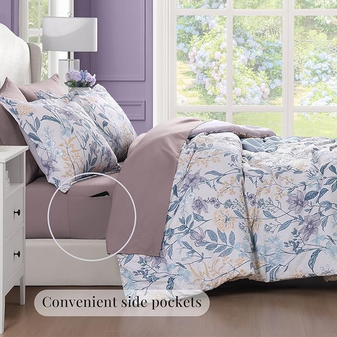 CASAAGUSTO King Comforter Set, 7 PCS Purple Iris Floral Comforter Set with Flowers Leaves Pattern, Soft Seersucker Design All Season King Size Bedding Set(102"X90")