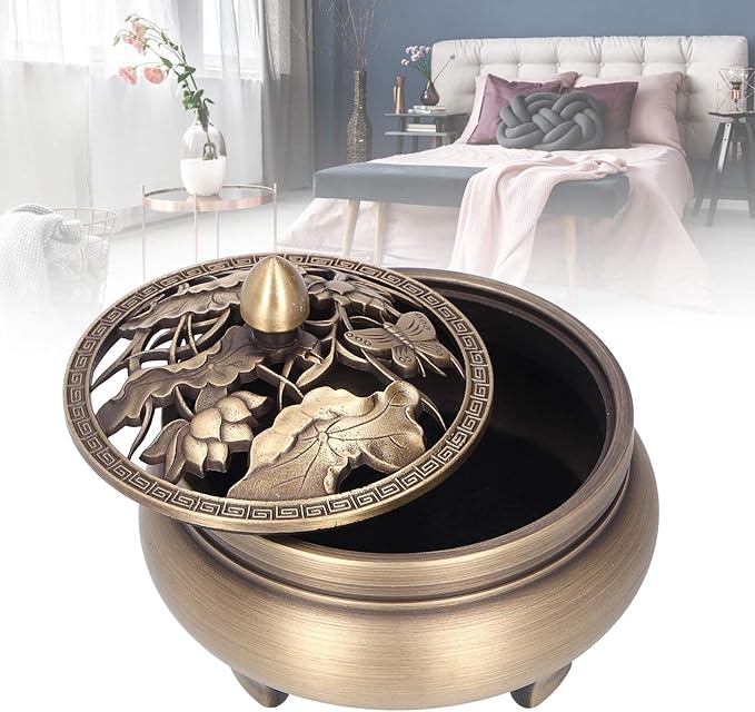 Antique Incense Holder,Brass with Lid 3‑Legged Buddha Ornament,Used as Home Decoration,Craft Decorations or Classical Furniture