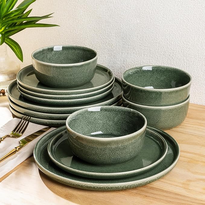 AmorArc Stoneware Dinnerware Sets,Round Reactive Glaze Ceramic Plates and Bowls Set,Highly Scratch Resistant | Dishwasher & Microwave Safe Dishes,Service for 6 (18pc) Jade Green