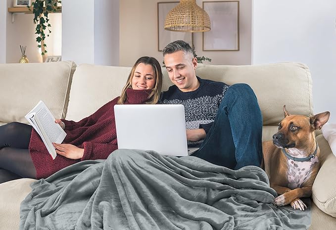 Utopia Bedding Fleece Blanket Full Size Ash Grey 300GSM Luxury Fuzzy Soft Anti-Static Microfiber Bed Blanket (90x84 Inch)