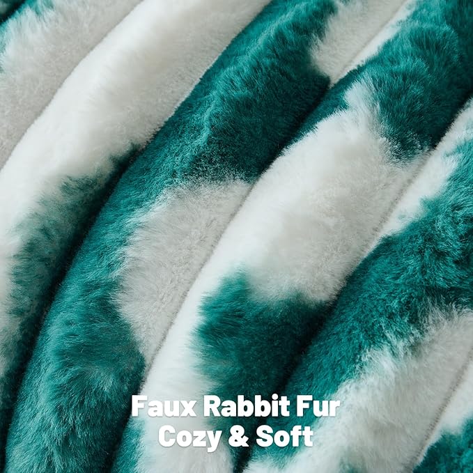 FUTEI Green Decorative Throw Pillow Covers 20x20 Inch Set of 2, Soft Tie-Dye Faux Rabbit Fur Striped Texture Cushion Case, Modern Home Decor for Couch Bed Living Room