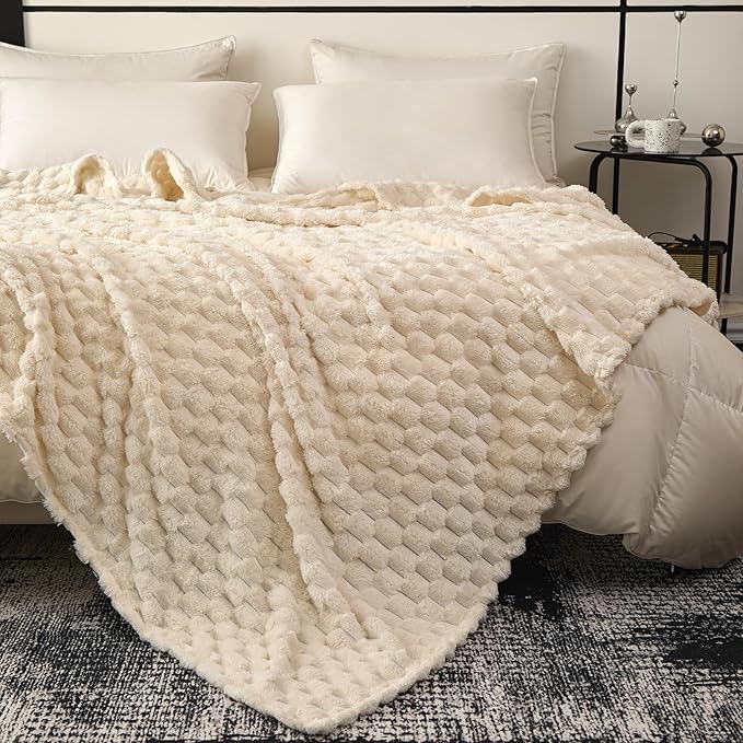 Twin Fleece Blanket for Couch - Super Soft Cozy Throw Blankets for Women Travel,3D Checkered Striped Lightweight Blanket for Girls,All Seasons Flannel Blanket，Bed Home Decor，60x80 Inches