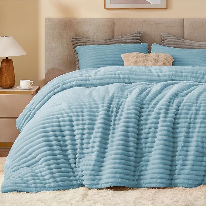 BEDELITE Fleece Full Comforter Set -Super Soft & Warm Fluffy Light Blue Bedding, Luxury Fuzzy Heavy Bed Set for Winter with 2 Pillow Cases