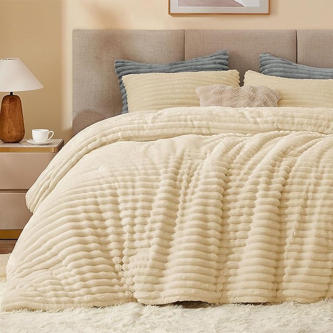 BEDELITE Fleece King Comforter Set -Super Soft & Warm Fluffy Beige Bedding, Luxury Fuzzy Heavy Bed Set for Winter with 2 Pillow Cases