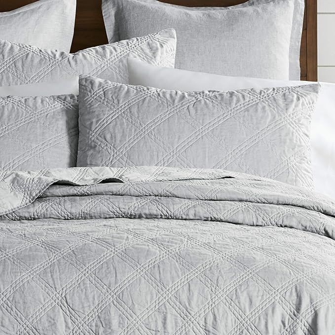 Levtex Home - 100% Linen Front/100% Cotton Back - Twin Quilt - Washed Linen - Light Grey - Quilt Size (68 x 86 in.)