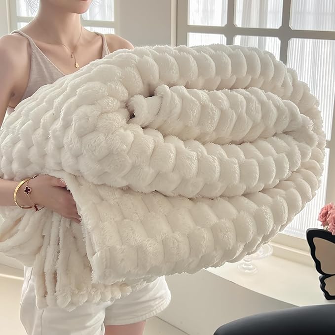 Twin Fleece Blanket for Couch - Super Soft Cozy Throw Blankets for Women Travel,3D Checkered Striped Lightweight Blanket for Girls,All Seasons Flannel Blanket，Bed Home Decor，60x80 Inches