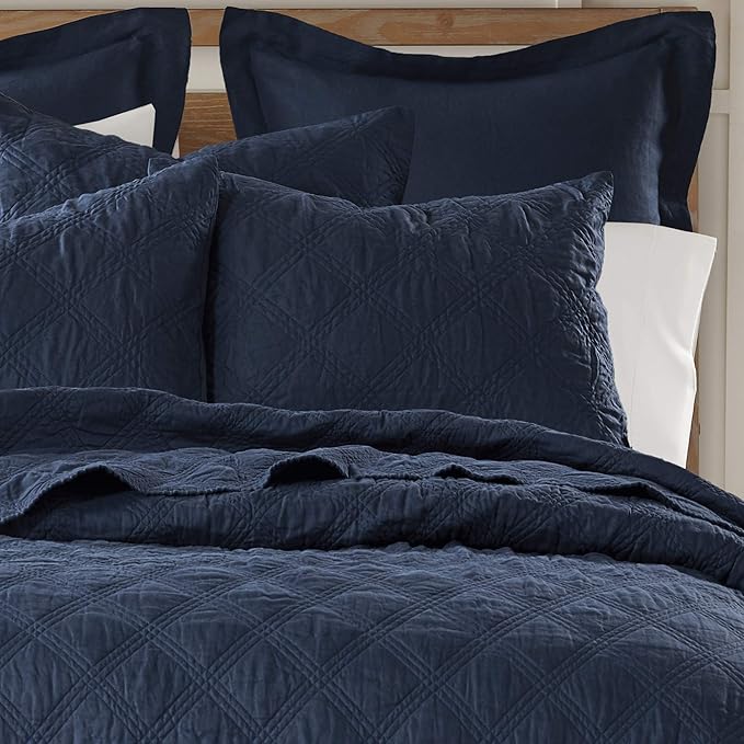 Levtex Home - 100% Linen Front/100% Cotton Back - Twin Quilt - Washed Linen - Navy - Quilt Size (68 x 86 in.)