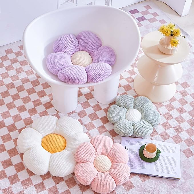 Blue Flower Decorative Throw Pillows, Cute Daisy Shaped Plush Aesthetic Pillow, Soft 14.9" Floor Seat Cushion
