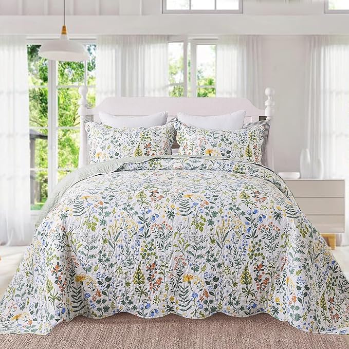 Homcosan Floral Quilt Set King Size - Soft Bohemian Bedspread Coverlet, 3 Pieces Microfiber Lightweight Quilt Bedding Set with 2 Pillow Shams for All Season Use