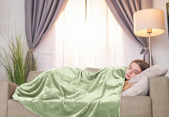 Utopia Bedding Fleece Blanket Throw Size Sage Green 300GSM Luxury Anti-Static Fuzzy Soft Microfiber Blanket for Couch, Sofa and Bed (60x50 Inch)