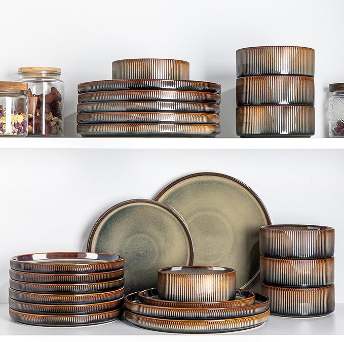 TheTerra Ceramic Dinnerware Sets for 6, 18 Pieces Porcelain Lightweight Speckled Plates and Bowls Sets, Scratch Resistant Dish Set, Oven & Microwave & Dishwasher Safe, Coca Mocha
