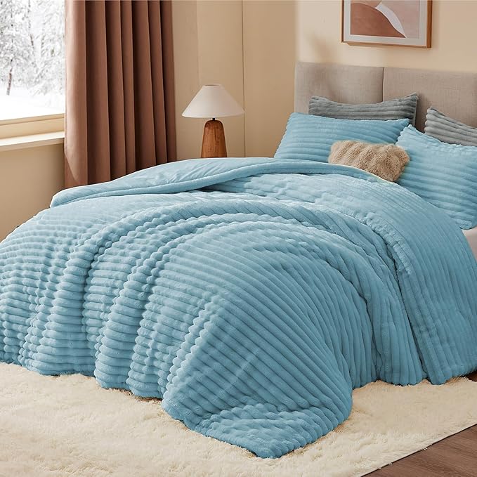 BEDELITE Fleece Full Comforter Set -Super Soft & Warm Fluffy Light Blue Bedding, Luxury Fuzzy Heavy Bed Set for Winter with 2 Pillow Cases