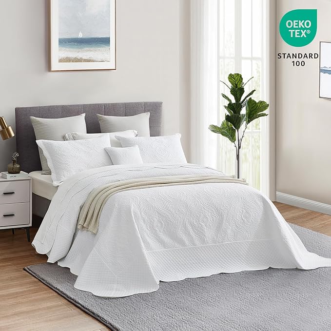 HZ & HY Oversized King Bedspread 138x122 Extra Wide, Ultrasonic Coverlet Bedding Set, Lightweight Thin Comforter, Reversible, 5 Piece, 100% Microfiber, California/Alaskan King, White