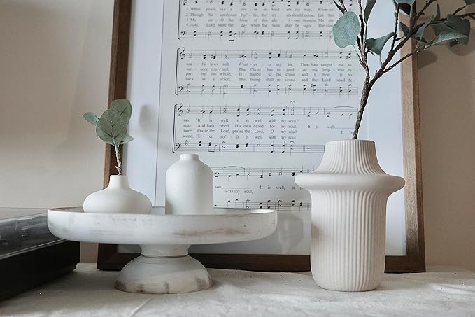 Carrot's Den - Set of 6 Nordic Minimalist White Ceramic Donut Bud Vases for Decor | Modern Boho Vases for Dry Flowers + House Plants | Wedding, Bookshelf, Home Decor, Coffee Table, Centerpiece (White)