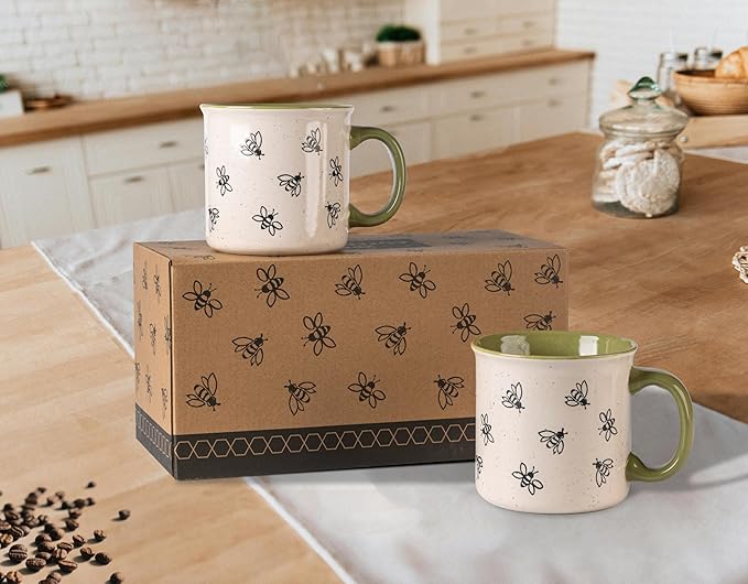 AmorArc 22 OZ Large Ceramic Coffee Mugs Set of 2, Oversized Mugs With Big Handle for Men Women Dad Mom, Big Mug With Textured Dogs Cats Patterns for Office & Home -Microwave Safe, 2 Pcs-Green