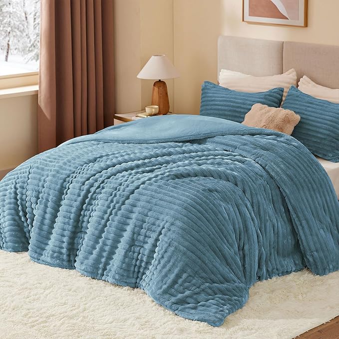 BEDELITE Fleece Queen Comforter Set -Super Soft & Warm Fluffy Blue Fog Bedding, Luxury Fuzzy Heavy Bed Set for Winter with 2 Pillow Cases
