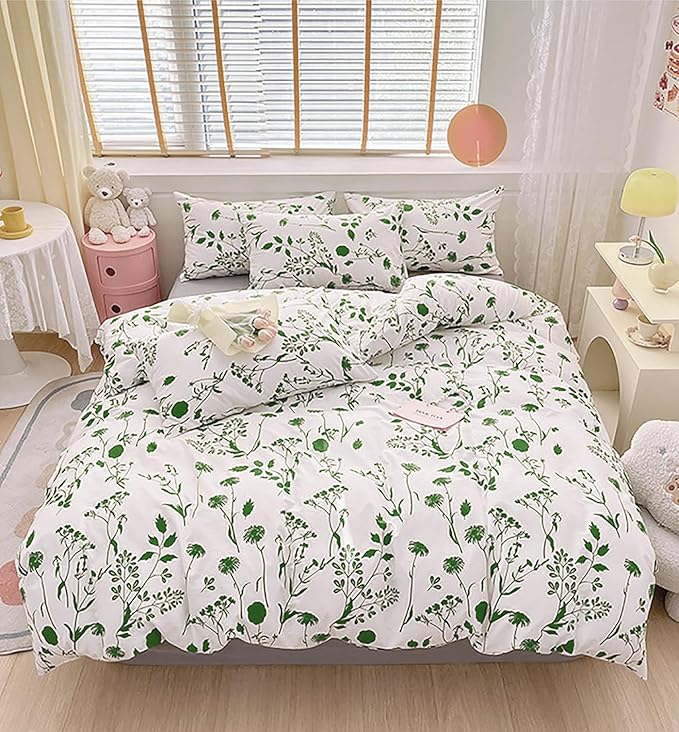 KAREVER Sage Botanical Comforter Queen White Green Floral Plant Bedding Comforter Set Girls Garden Pattern Printed on White Blanket Rustic Leaf Blossom Women White Farmhouse Comforter Queen