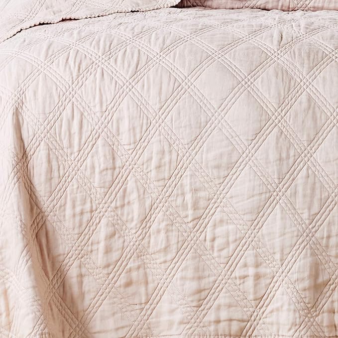 Levtex Home - 100% Linen Front/100% Cotton Back - Twin Quilt - Washed Linen - Blush - Quilt Size (68 x 86 in.)