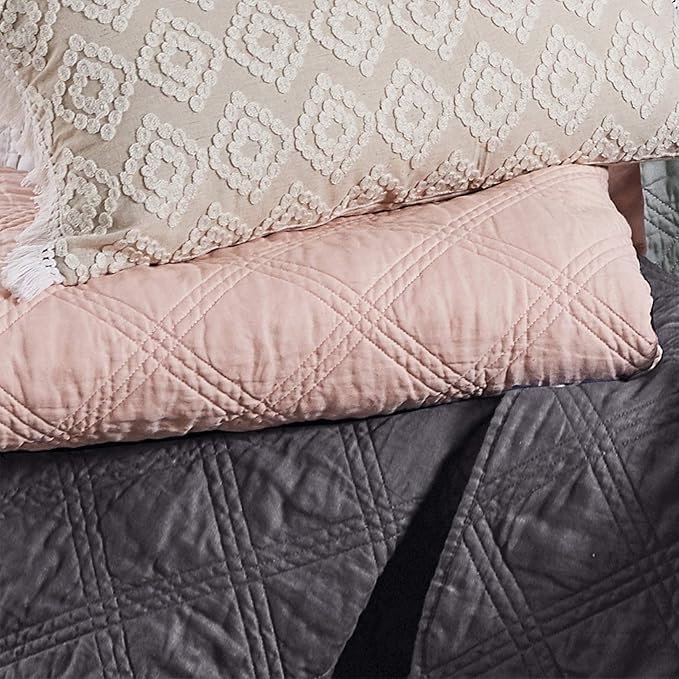 Levtex Home - 100% Linen Front/100% Cotton Back - Twin Quilt - Washed Linen - Blush - Quilt Size (68 x 86 in.)