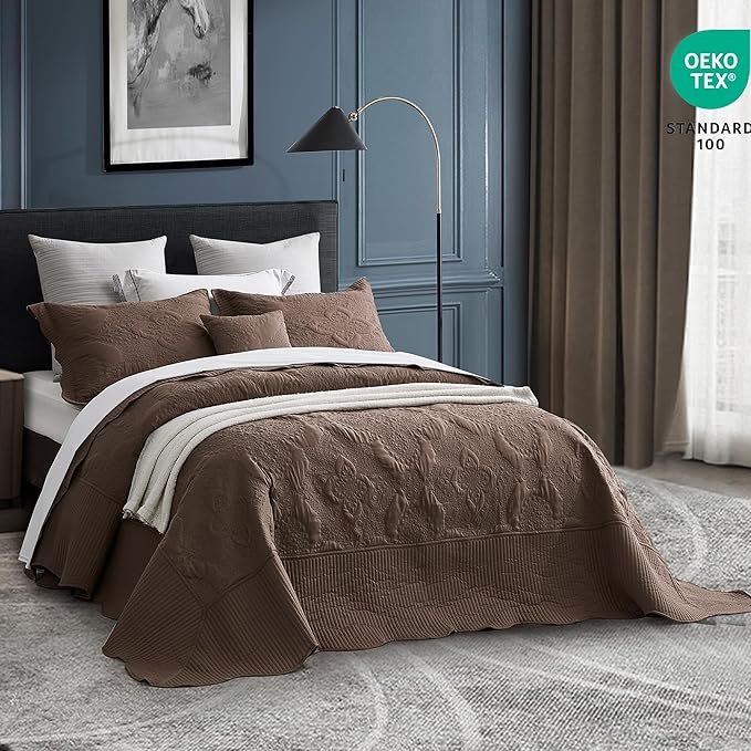 HZ & HY Oversized King Bedspread 138x122 Extra Wide, Quilted Coverlet Bedding Set, Lightweight Thin Comforter, Reversible, 5 Piece, 100% Microfiber, California/Alaskan King, Mocha
