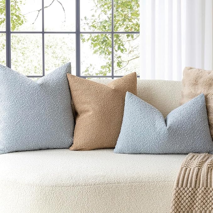 Foindtower Modern Textured Boucle Throw Pillow Covers Accent Solid Decorative Pillow Cases Cozy Woven Couch Cushion Case for Chair Sofa Bed Living Room Home Decor, 18 x 18 Inch, 1PC, Light Blue