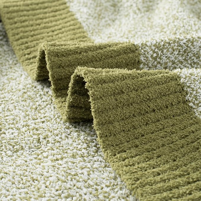 Carriediosa Heather Throw Blanket 50" X 60", 400GSM Ultra Soft Microfiber Fuzzy Fluffy Reversible Knitted Blankets Cozy Plush Lightweight and Warm Fall Throws for Couch, Bed, Sofa, Olive Green