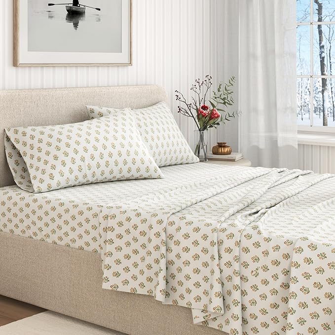 Great Bay Home Flannel Sheet Set Queen Size - 100% Turkish Cotton, Double-Brushed, Winter Floral Bed Sheets - Ultra-Soft, Cozy, 4-Piece Bedding Set (Flowerbuds)