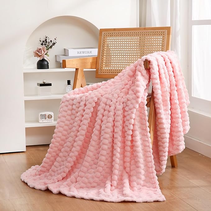 Puncuntex Pink Throw Blanket 50"×60" inches Gifts for Mom Fuzzy 3D Jacquard Decorative Flannel Fleece Super Soft Plush Cozy Blanket for Couch Sofa Chair Lightweight