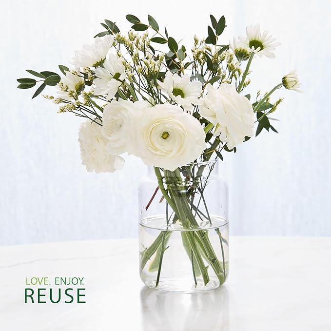 Yankee Candle Cranberry Chutney, Fall Scented Candle, 22oz Large Jar with up to 150 Hour Burn Time
