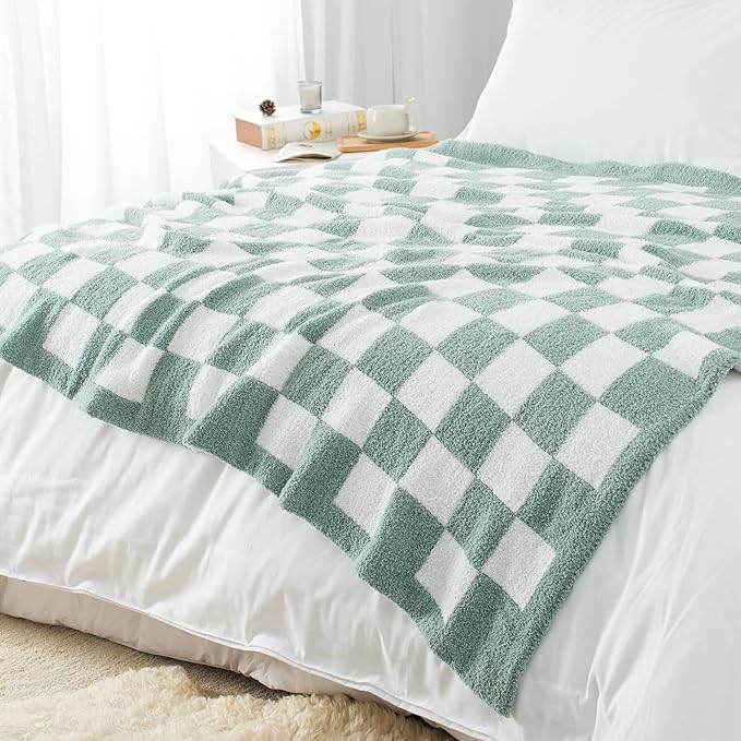 Carriediosa Checkered Throw Blanket 60" X 80" Twin, 400GSM Ultra Soft Microfiber Fuzzy Fluffy Reversible Cute Preppy Knitted Blankets Cozy Plush Fall Throws for Couch, Bed, Sofa, Sage Green