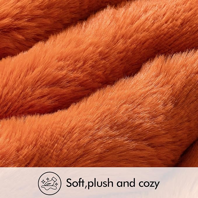 MIULEE Pack of 2 Decorative Pillow Covers Fall Thick Soft Plush Faux Fur Throw Pillows Luxury Home Decor for Couch Bedroom Living Room Sofa,20x20 Inch Burnt Orange