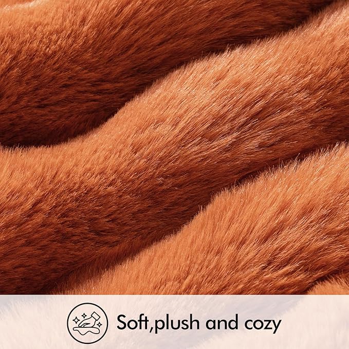 MIULEE Pack of 2 Decorative Pillow Covers Fall Thick Soft Plush Faux Fur Throw Pillows Luxury Home Decor for Couch Bedroom Living Room Sofa,20x20 Inch Rust