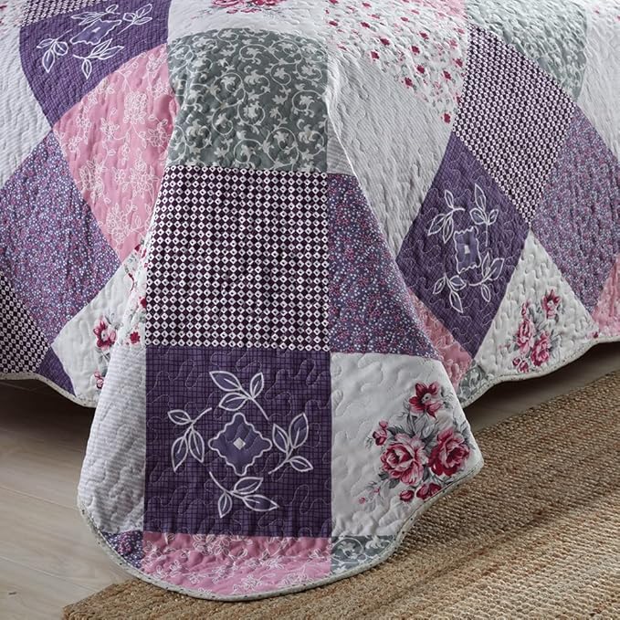 Homcosan Quilt Bedspreads Sets King Size (98x106 inches), Reversible Purple Floral Patchwork Patterns, Lightweight Coverlet for All Season, 3-Piece Bedding (1 Quilt + 2 Pillow Shams)