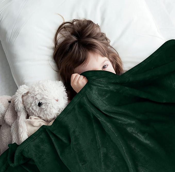 Utopia Bedding Fleece Blanket King Size Forest Green 300GSM Luxury Anti-Static Fuzzy Soft Microfiber Bed Blanket (90x102 Inch)