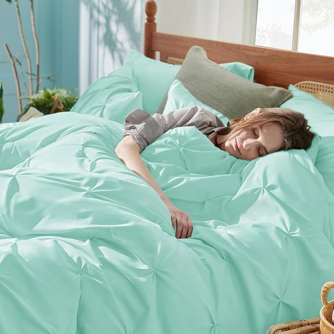 Bedsure King Size Comforter Set Mint Green - Bed in a Bag Bedding Set 7 Pieces, GentleSoft™ Pintuck Bed Set Gift for Family, Pinch Pleat Mint Green Comforter with Sheets, Pillowcases & Shams