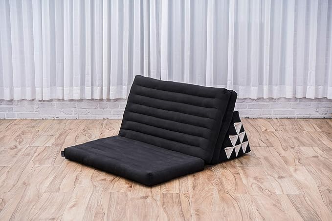 Leewadee 3-Fold Mat XXL with Triangle Cushion – Firm TV Pillow, Foldable Mattress with Cushion Made of Eco-Friendly Kapok, 67 x 31 inches, Black