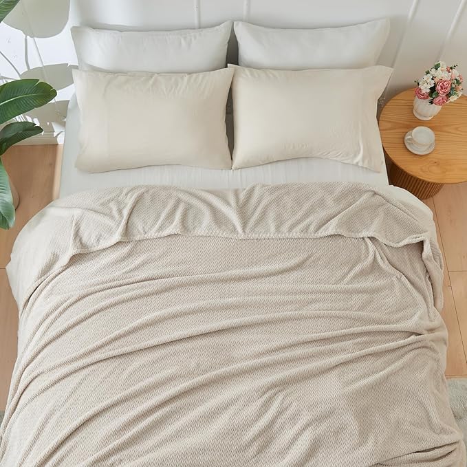 NEWCOSPLAY Super Soft King Blanket Linen Premium Silky Flannel Fleece Leaves Pattern Lightweight Bed Blanket All Season Use (Linen, King(90"x110"))